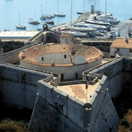 Juan Les Pins Proche Cap D'antibes Antibes