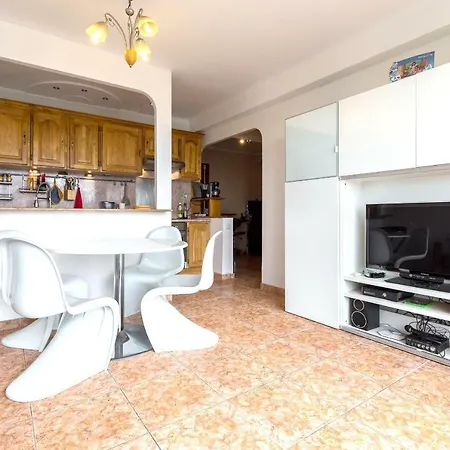Appartement Juan Les Pins Proche Cap D'antibes *